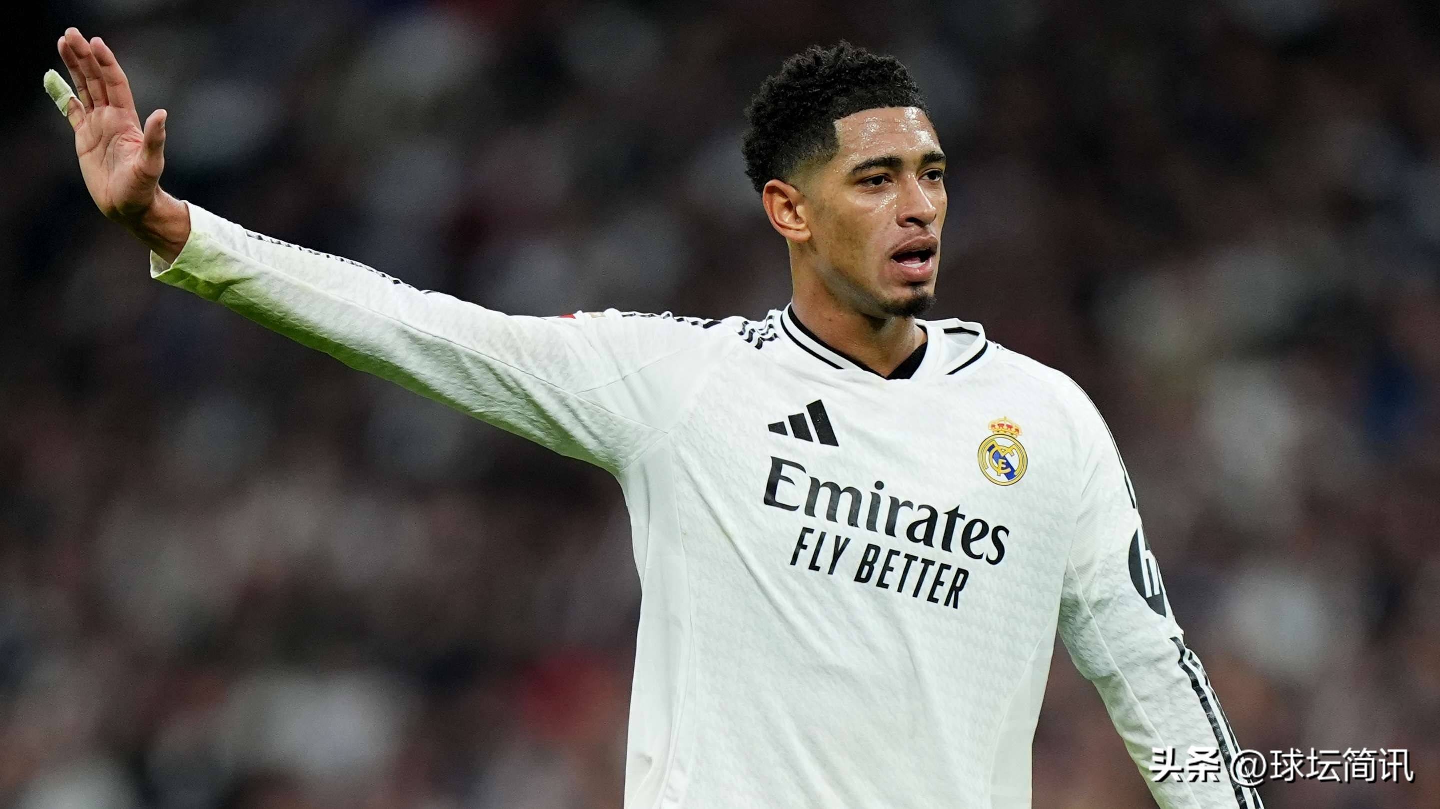 超级巨星连续进球，带领球队走向胜利的简单介绍