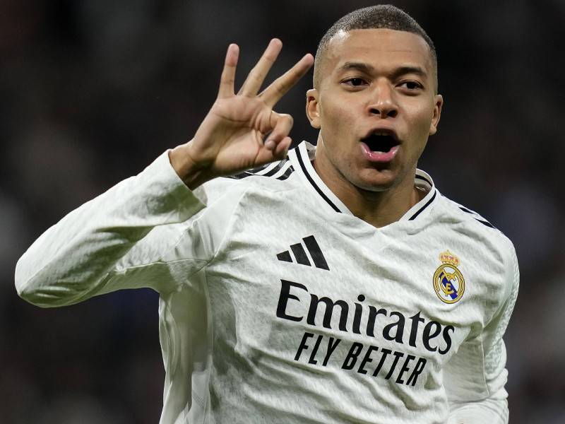 姆巴佩开场5分钟连进两球，国米防线形同虚设！的简单介绍