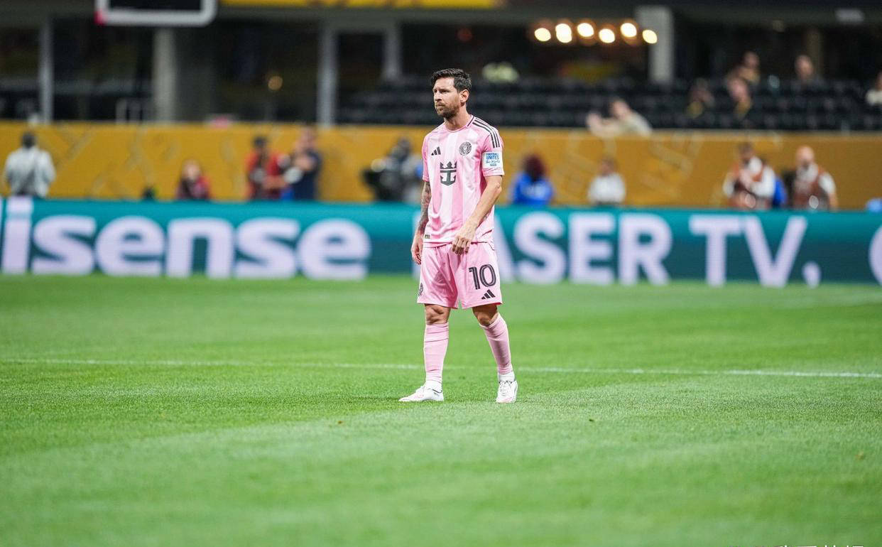 那不勒斯与梅西激战正酣，补时阶段一粒世界波决定胜负！的简单介绍