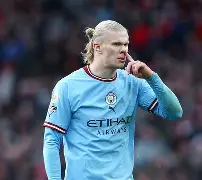 哈兰德开场5分钟连进两球，维尼修斯防线形同虚设！的简单介绍