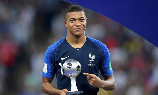  曼城主场球衣球员版 