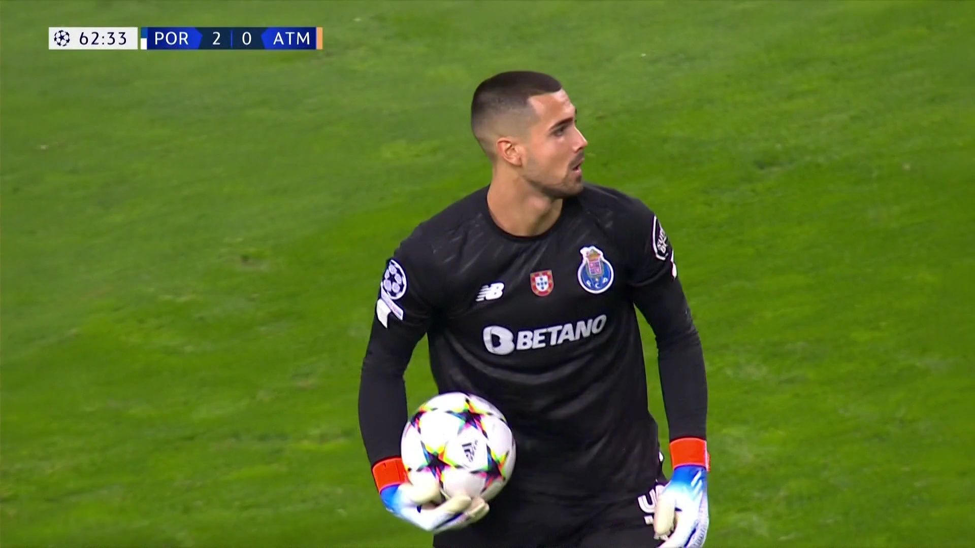 莱比锡错失单刀球，波尔图门将神勇扑救成最大功臣！的简单介绍