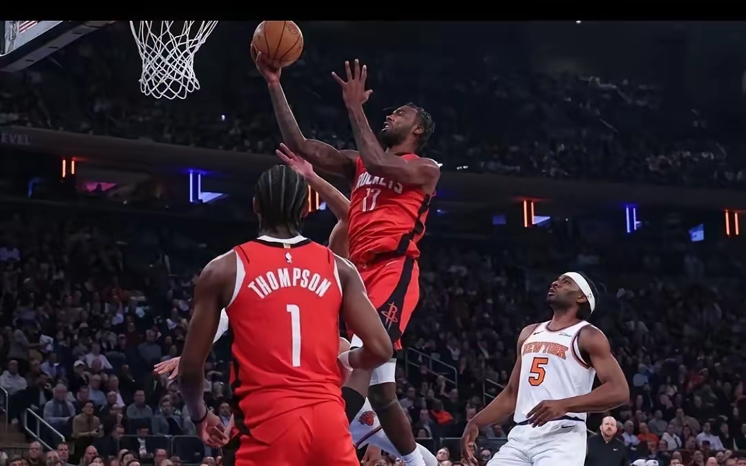 包含火箭惊艳全场，波尔津吉斯助攻爆棚，三连败逆转取胜！的词条