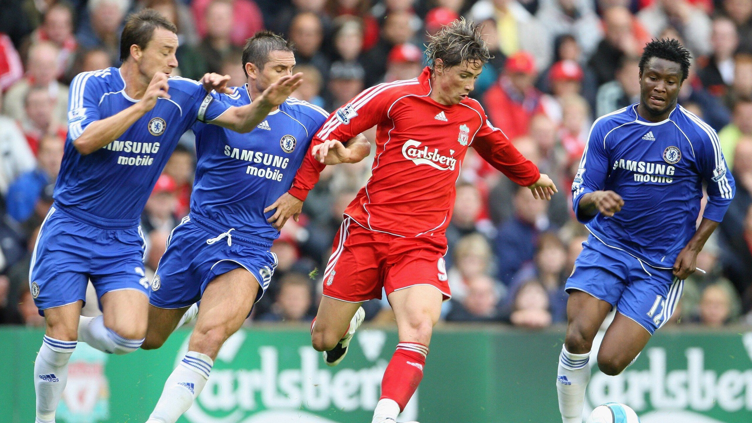 加拿大队教练压力巨大！，姆巴佩遭遇七持续失利引发球迷热议