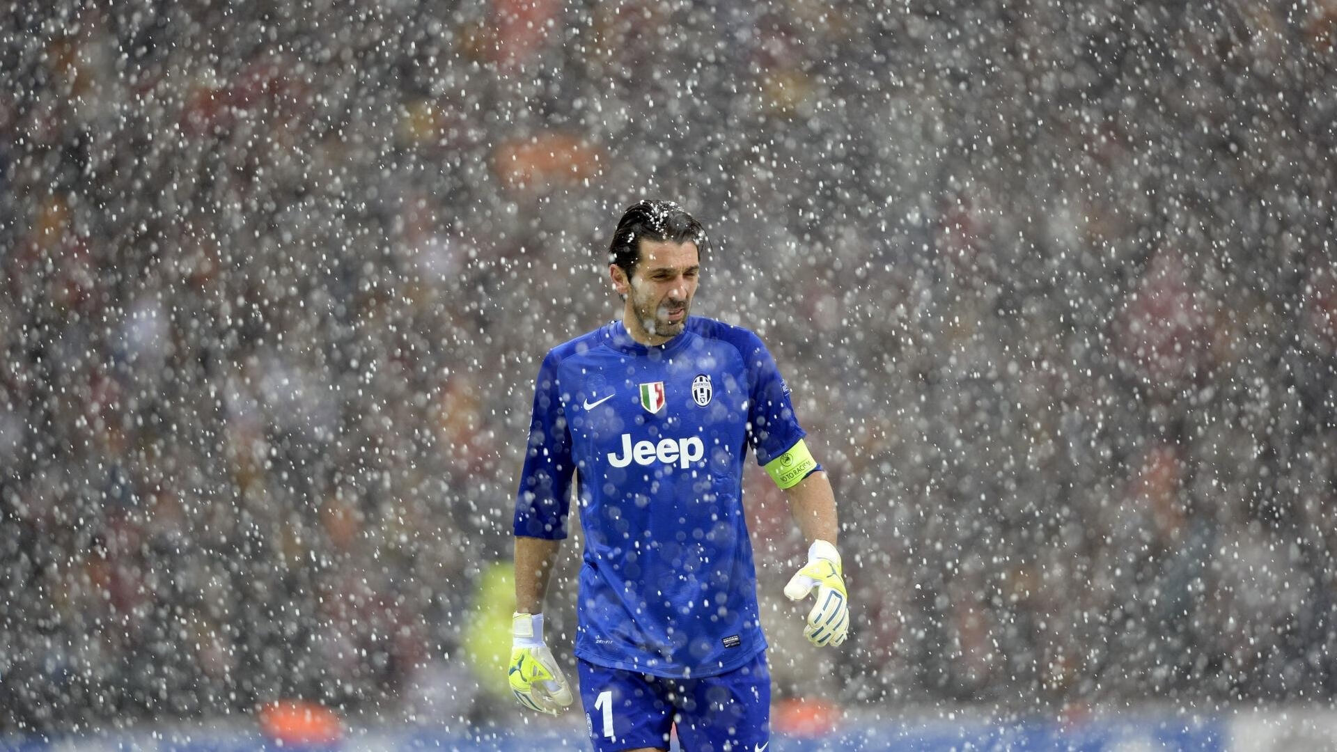 电竞赛场焦点!日本队对阵荷兰队,体能极限考验,赛场硬仗一触即发